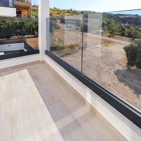Maximus Luxury Villa Polychrono